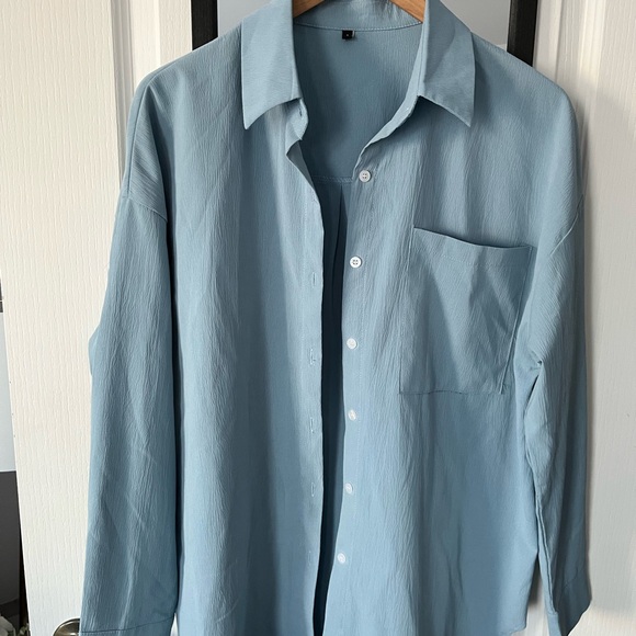 Blue button shirt oversize - Picture 2 of 8